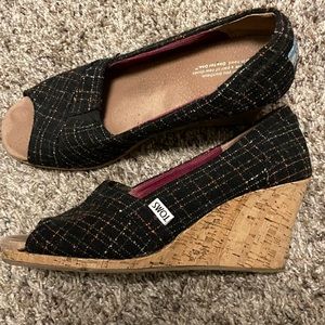 Black/Pink Tweed Toms Sandals